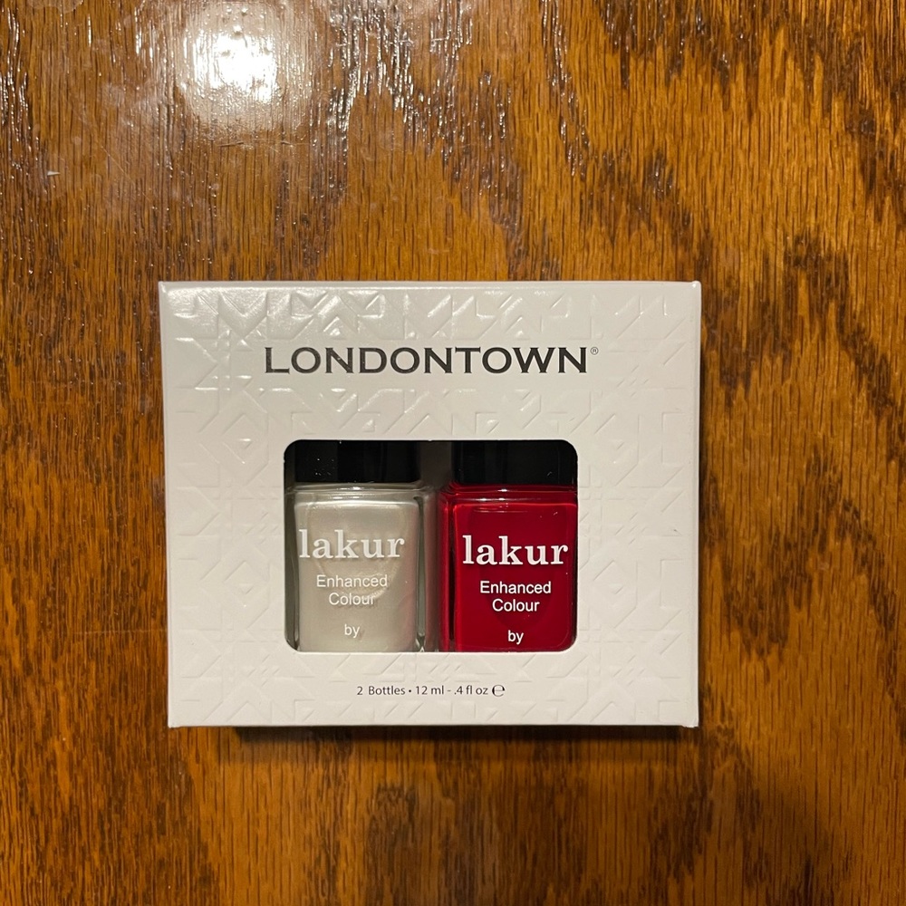 London Town Lakur fingernail polish, brand new still in the box
